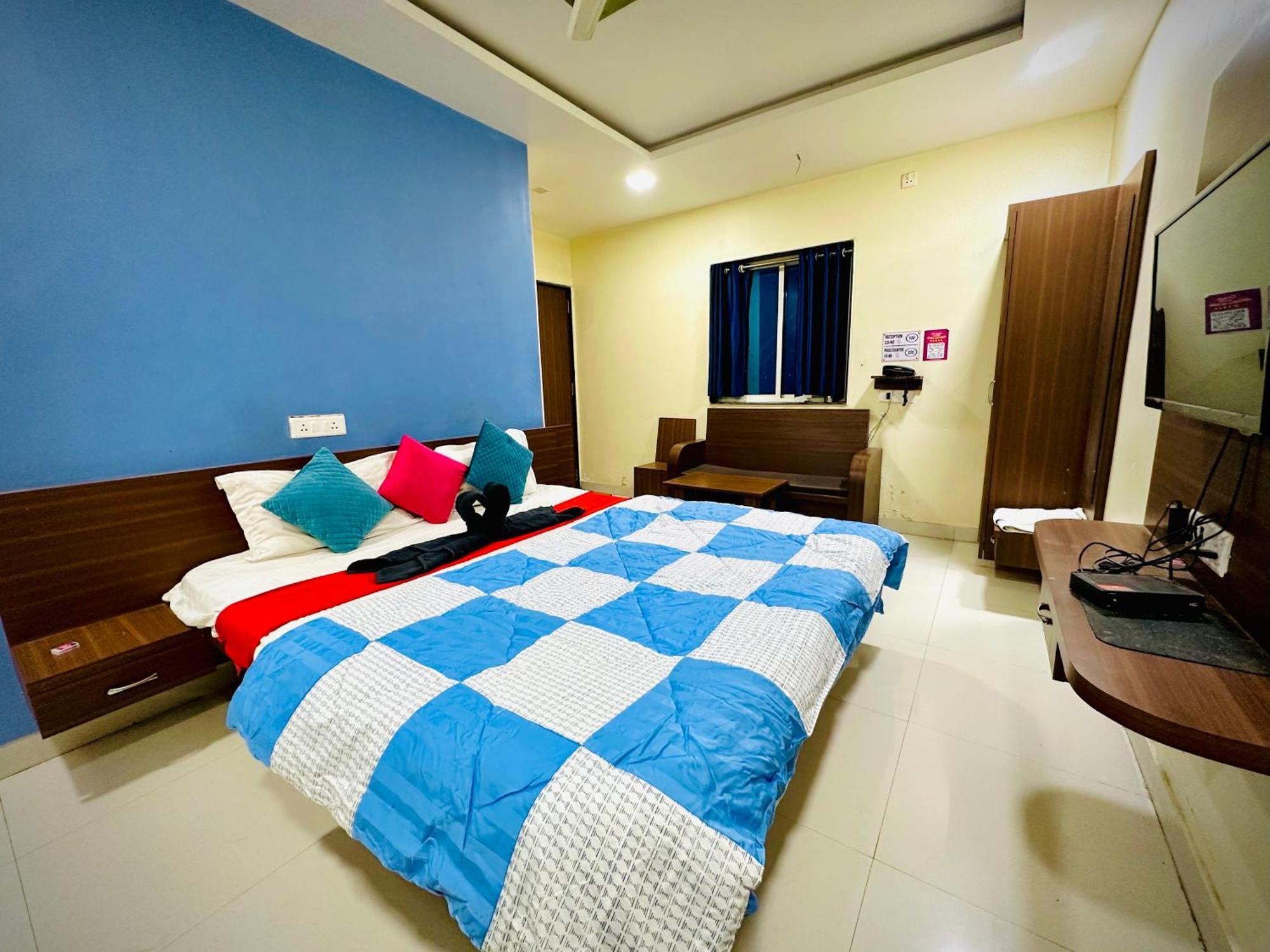 Hotel Sawai Executive Jadhavwadi Exterior foto