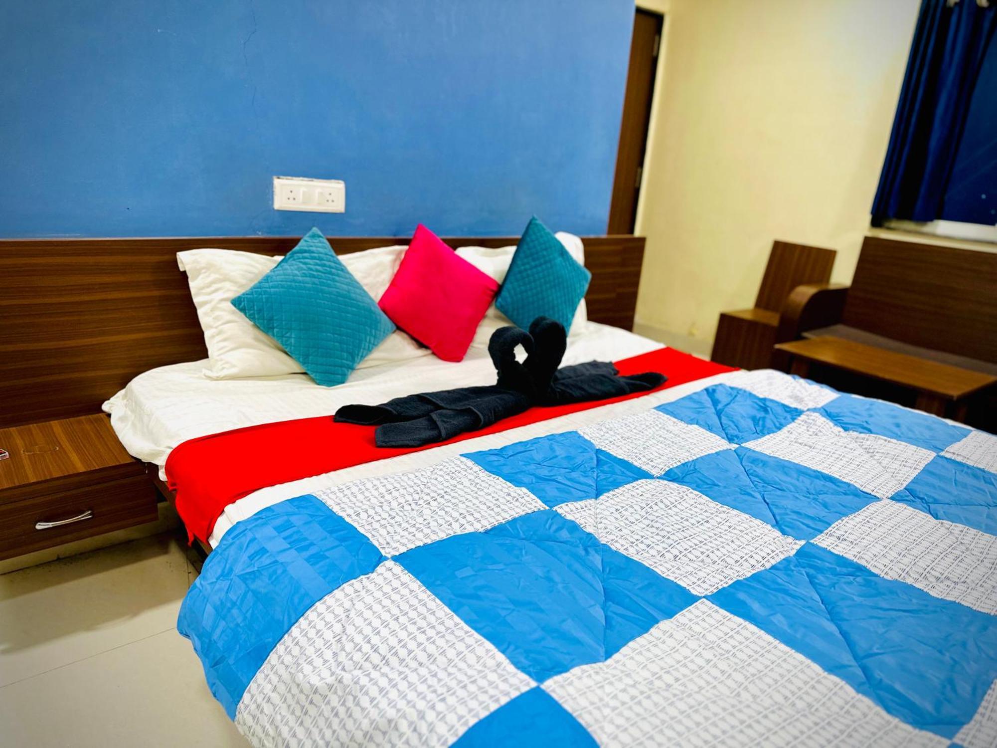 Hotel Sawai Executive Jadhavwadi Exterior foto