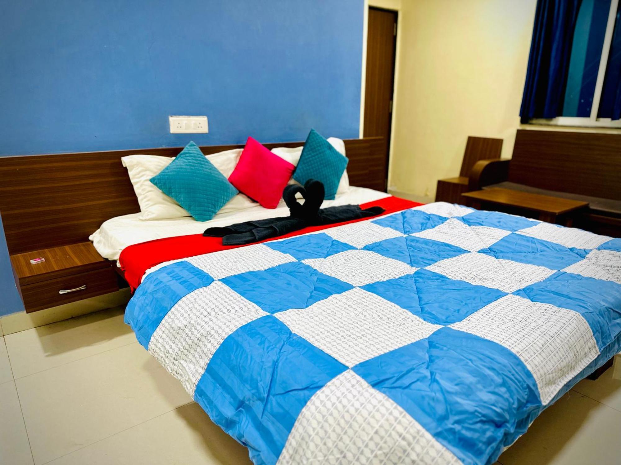 Hotel Sawai Executive Jadhavwadi Exterior foto